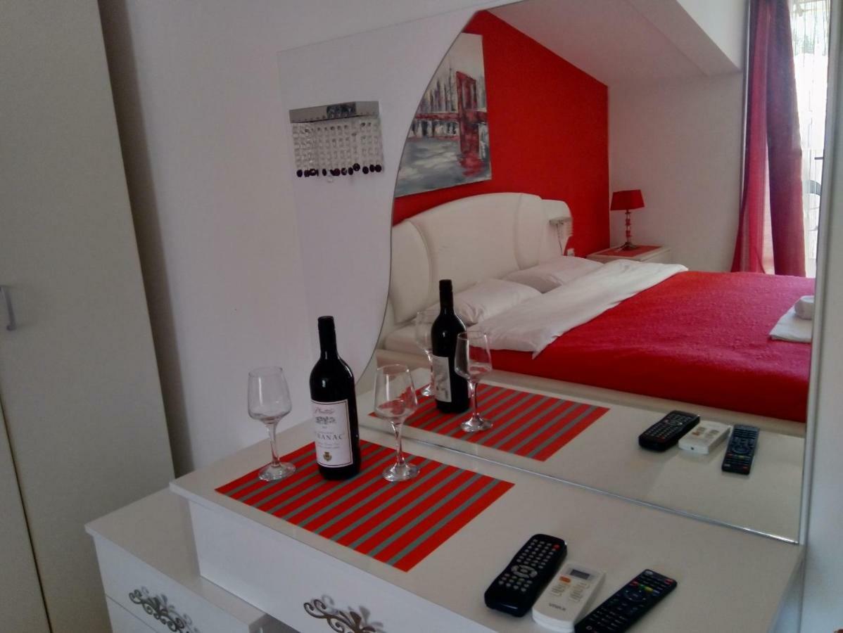 Apartmani M Herceg Novi Exterior photo